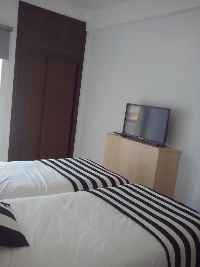 Nas Palhas Deitado Hotel Fatima Bagian luar foto